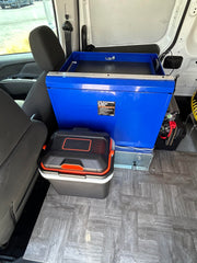 Area for optional toolbox and jack storage 