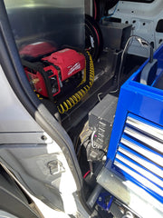 Area for optional toolbox and jack storage 